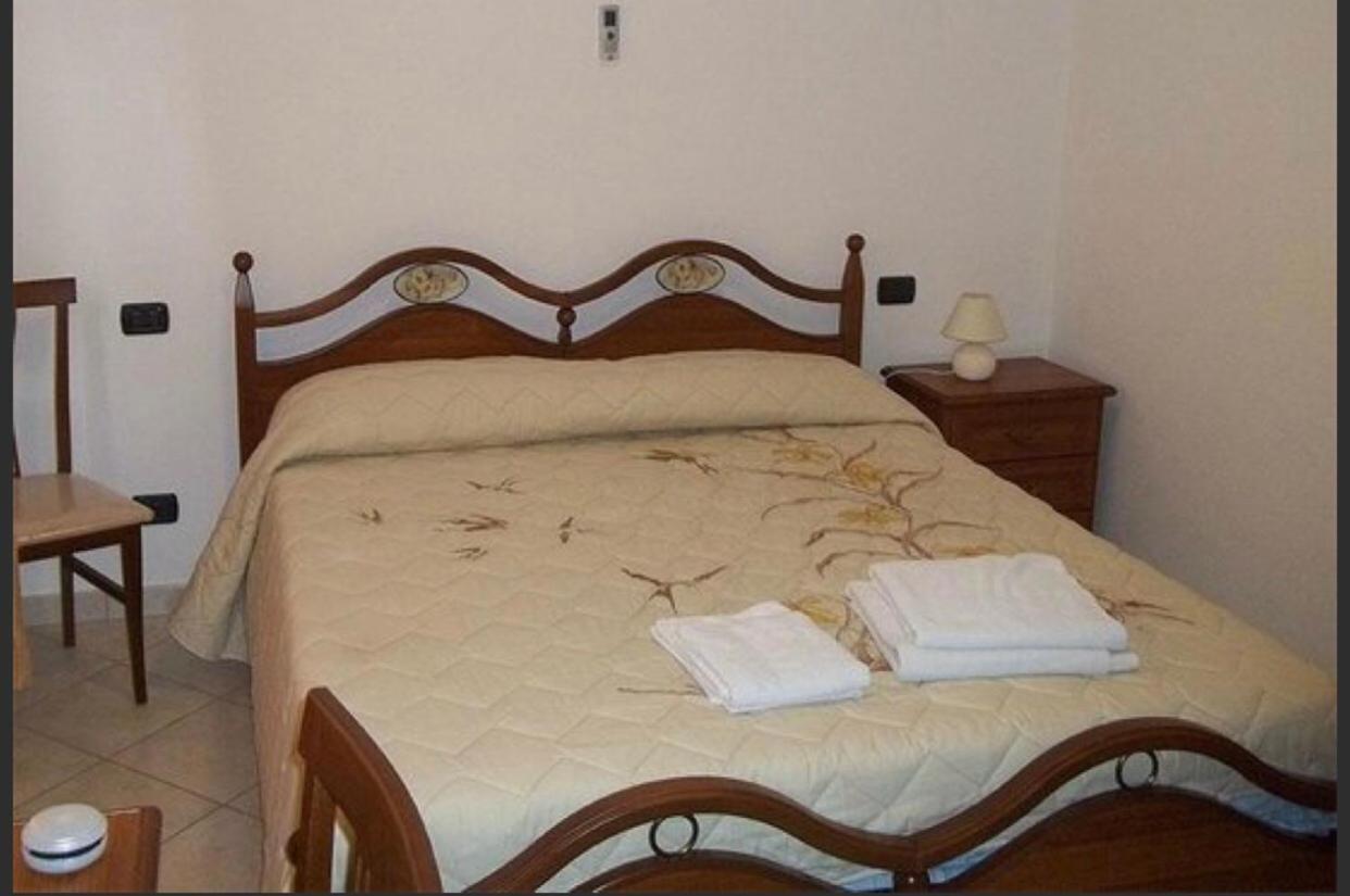 B&B Ramses Uta Eksteriør bilde